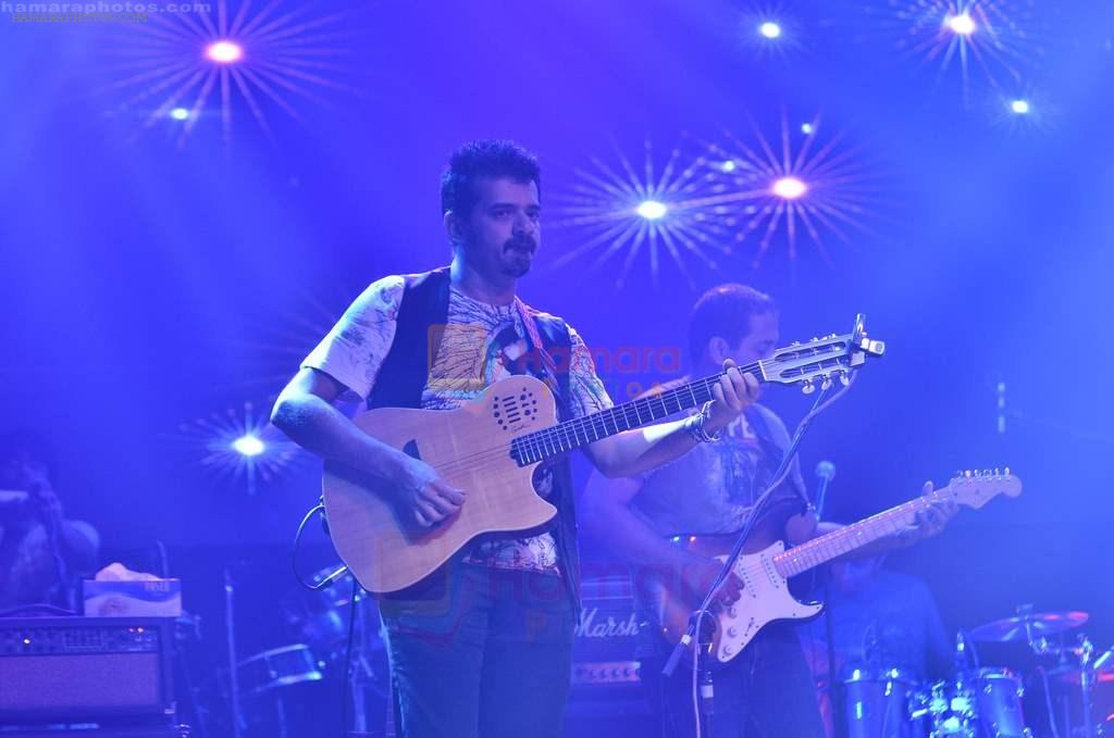 Ehsaan Noorani at Shankar Ehsaan Loy 15 years concert celebrations in Mumbai on 24th Aug 2011