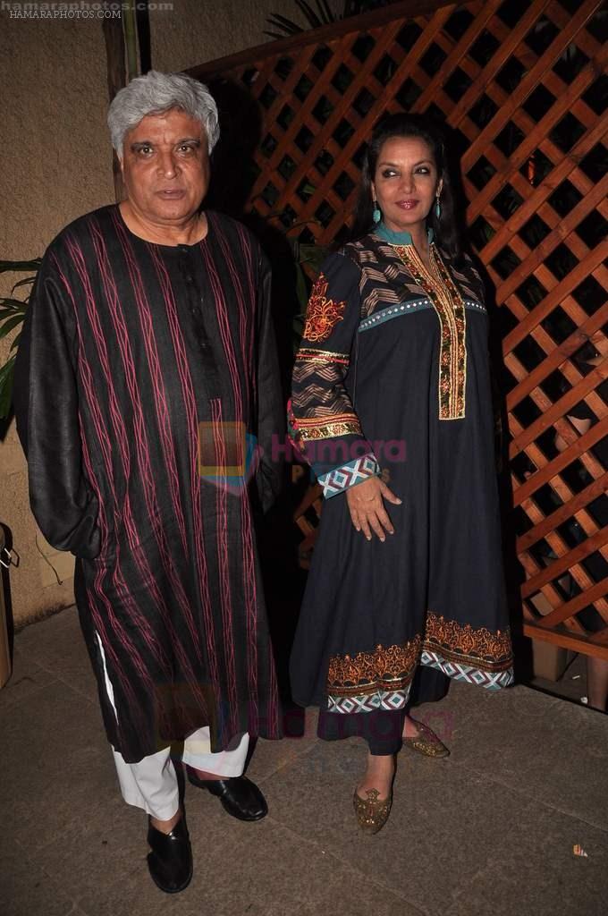 Shabana Azmi, Javed Akhtar at Shankar Ehsaan Loy post concert in Bungalow 9 on 24th Aug 2011