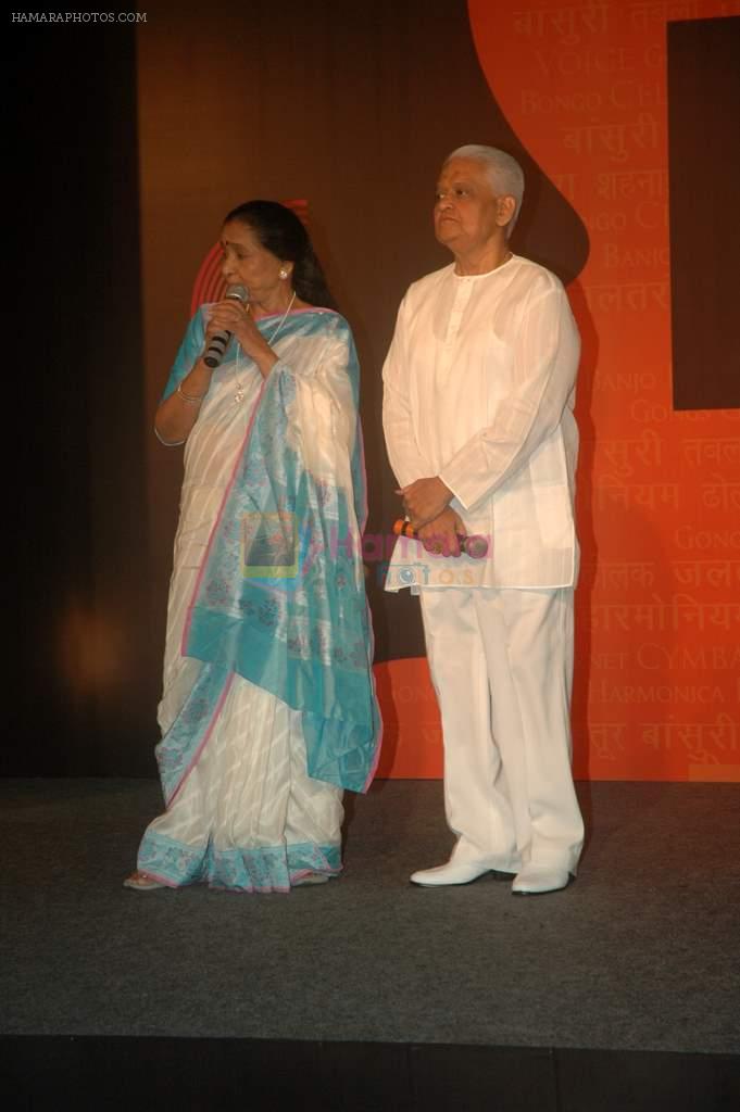 Asha Bhosle, Pyarelal at the Chevrolet GIMA Awards 2011 Voting Meet in Mumbai on 30th Aug 2011