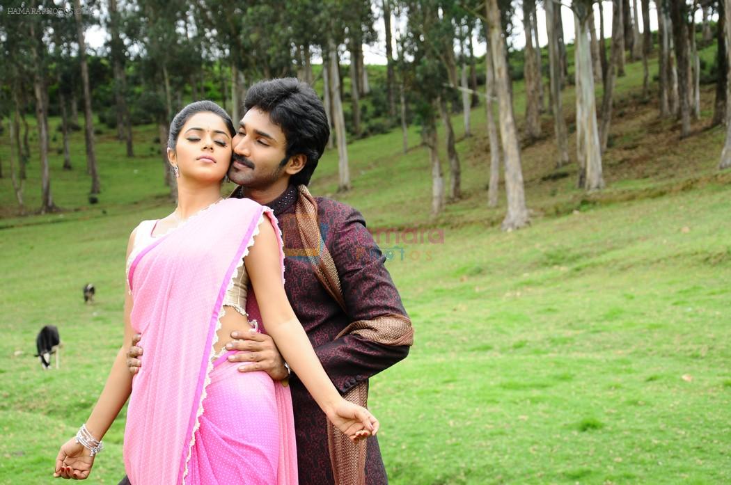 Shamna Kasim (Poorna), Sai Pradeep Pinisetty (Aadhi) in Chelagatam Movie Stills