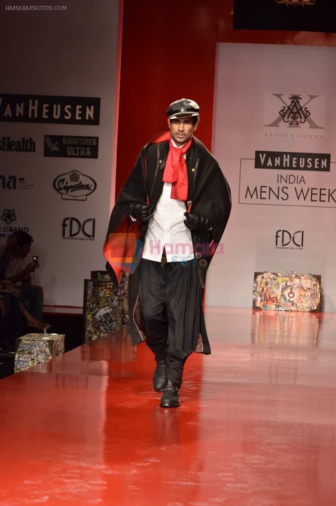 Model walk the ramp for Arjun Khanna at Van Heusen India Mens Week Day 1 on 2nd Sept 2011