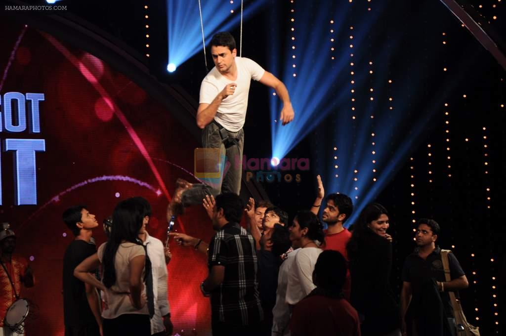 Imran Khan on the sets of India's Got Talent in Mumbai on 3rd Sept 2011
