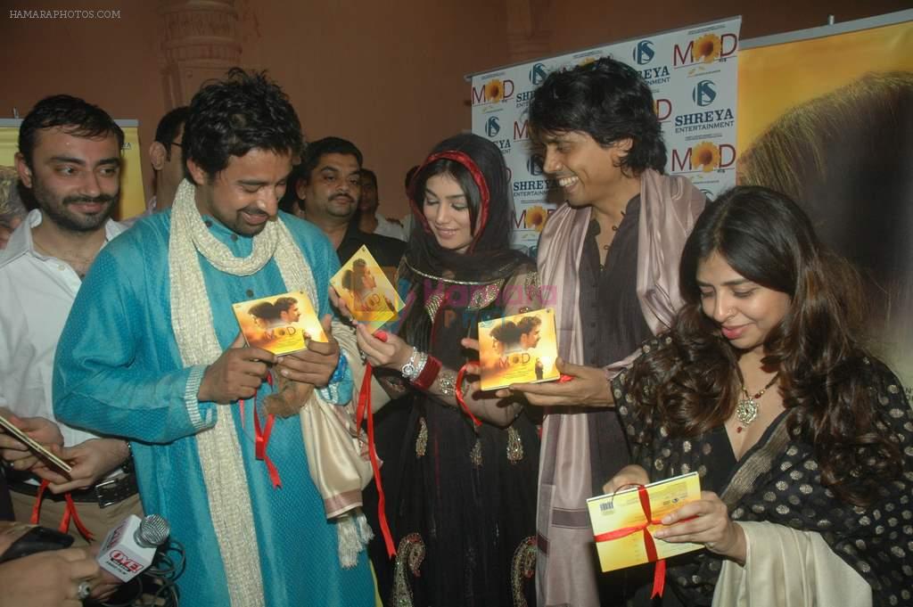 Ayesha Takia, Ranvijay Singh, Nagesh Kukunoor at the audio launch of film MOD in Andheri Cha Raja, Veera Desai Road on 4th Sept 2011
