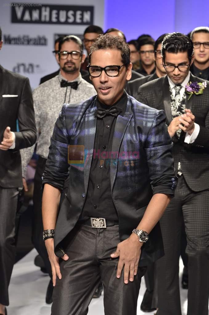 Model walk the ramp for Troy Costa at Van Heusen India Mens Week Day 3 on 4th Sept 2011