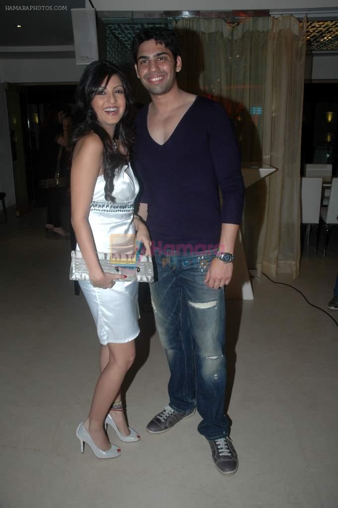 Garry Gill, Amrita Prakash at the Music Launch of Na Jaane Kabse on 7th Sept 2011