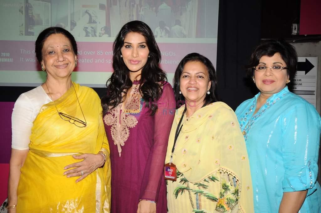 Sophie Choudry at Design One exhibition in WTC on 8th Sept 2011