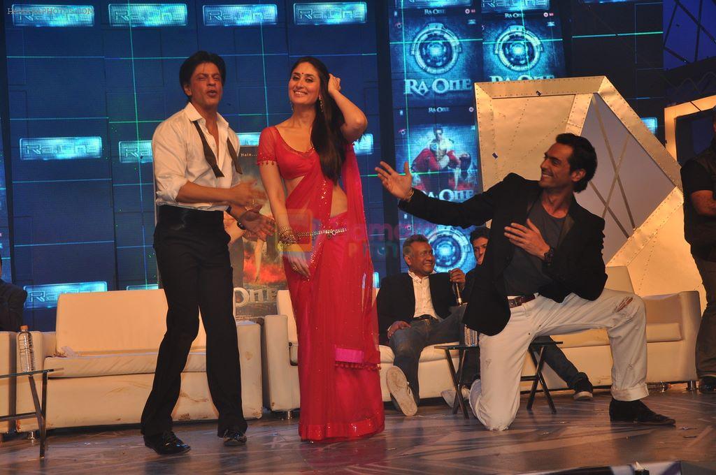 Kareena Kapoor, Shahrukh Khan, Arjun Rampal at the audio release of Ra.One in Filmcity, Mumbai on 12th Sept 2011