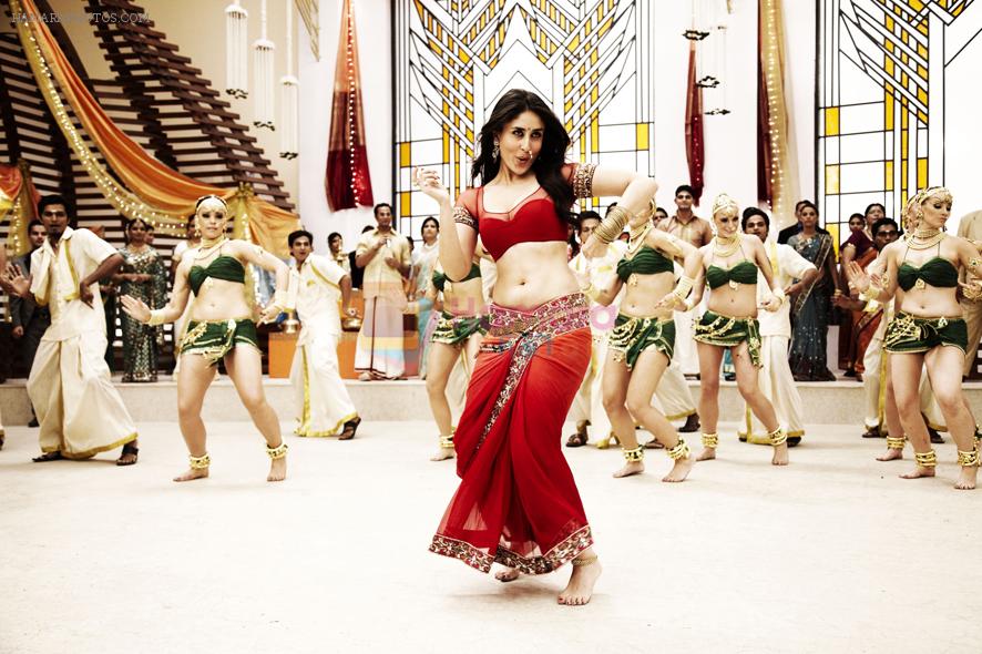 Kareena Kapoor in the still from movie Ra.One