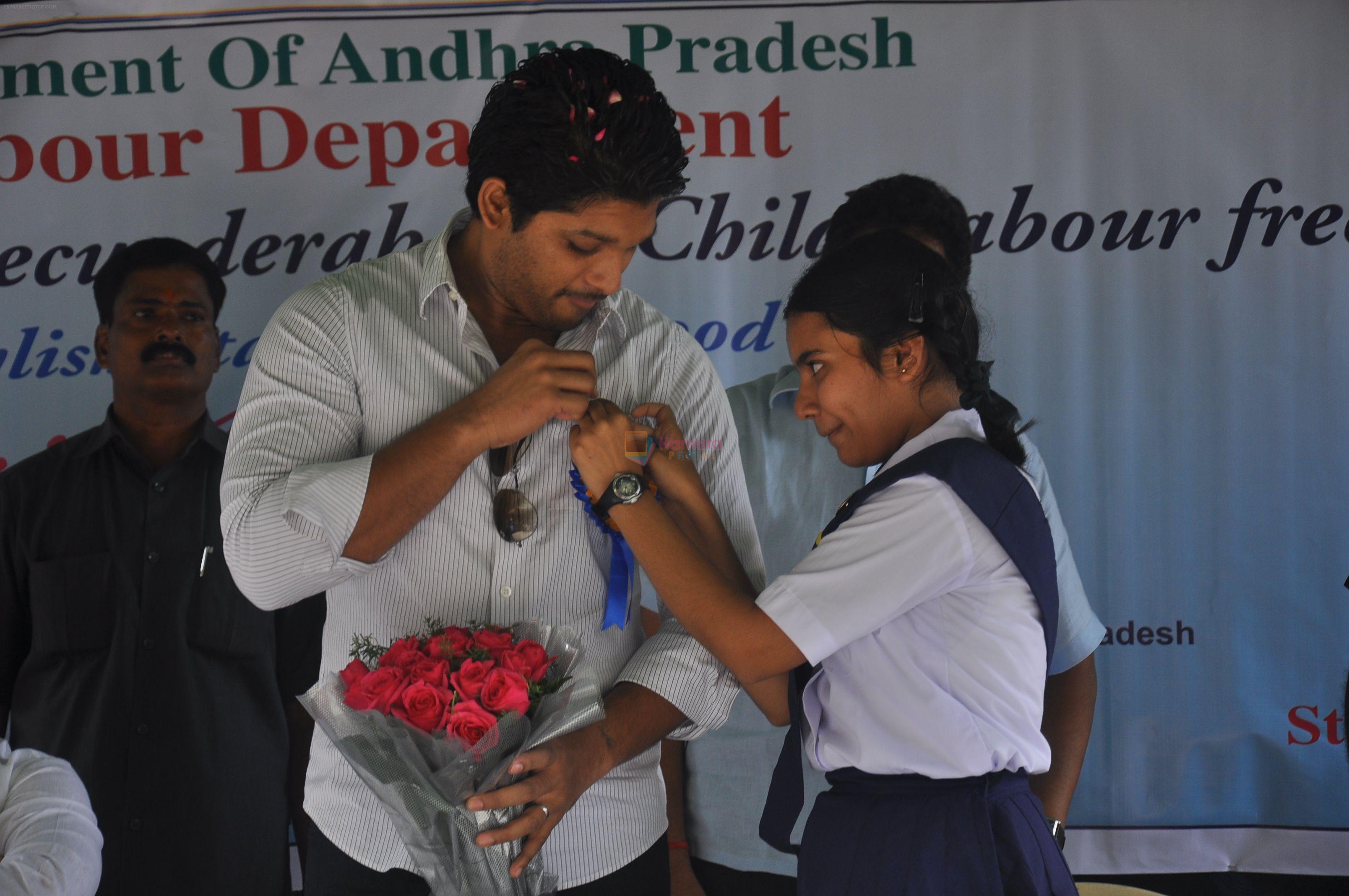 Allu Arjun attends No Child Labour Event on 16th September 2011 at St. Ann's High School in Secunderabad