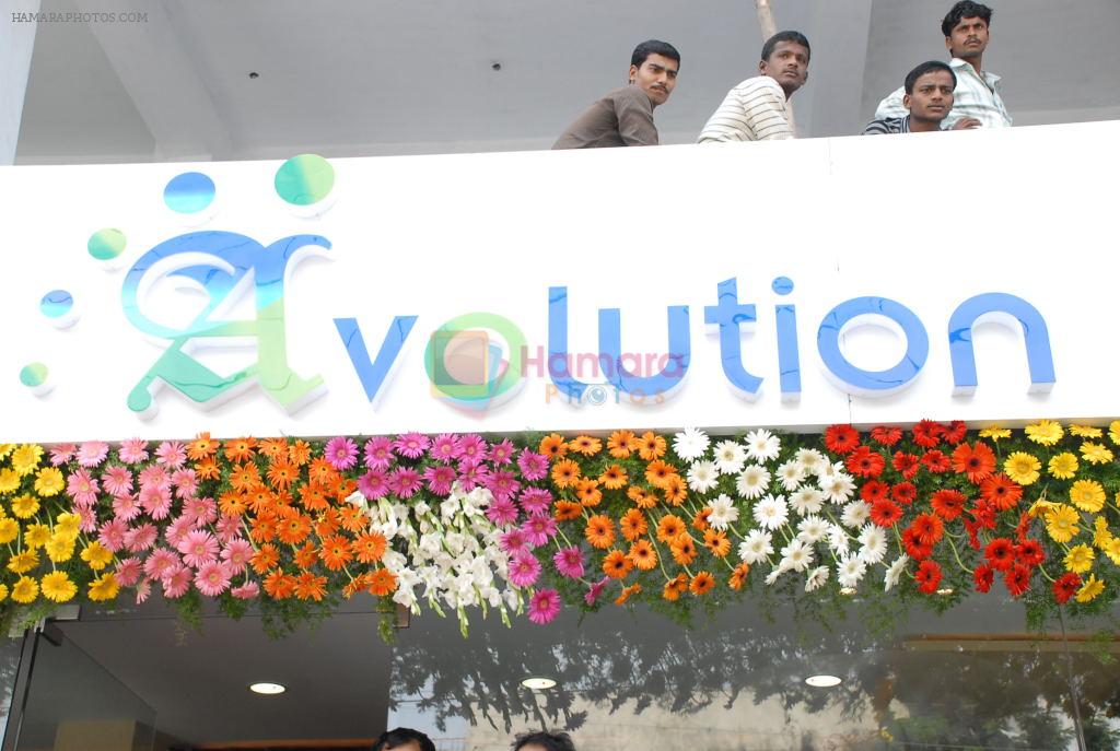 Tapsi Launches Avolution Fashion Showroom on 19th September 2011