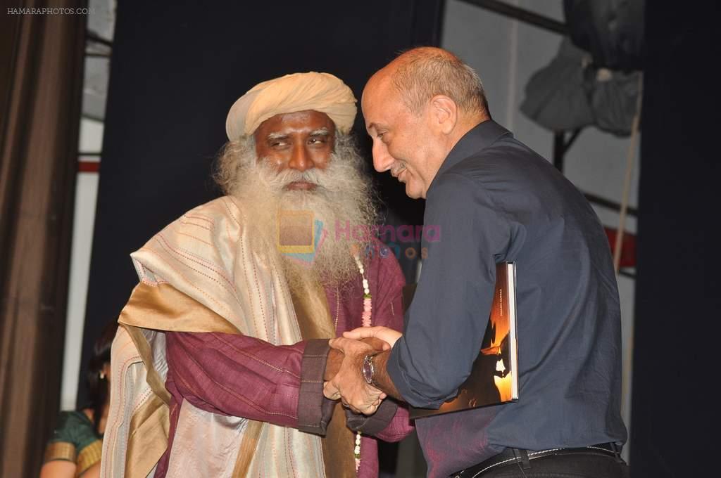 Anupam Kher at Pallavi Gupta book launch bsaed on Sadhguru Jaggi Vasudev's life in Dadar on 20th Sept 2011
