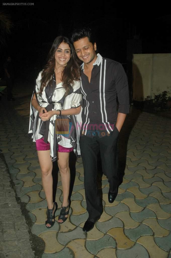Ritesh Deshmukh, Genelia D Souza at the Speedy Singhs bash on 21st Sept 2011