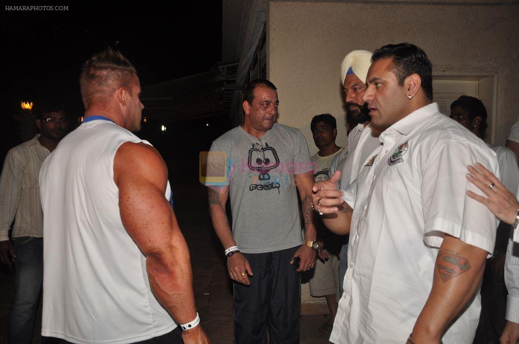 Sanjay Dutt meets Sheru Classic bodybuilding contestants on 22nd Sept 2011