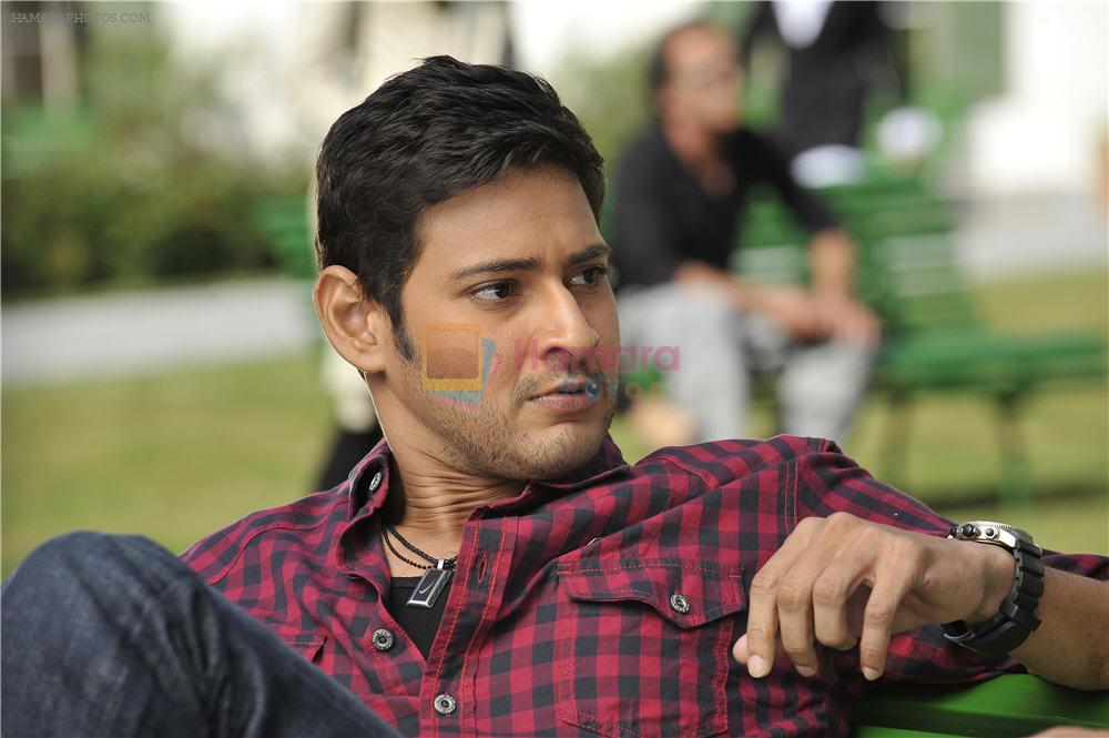 Mahesh Babu in Dookudu Movie Stills