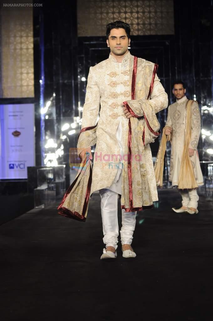Model walk the ramp for Anjalee and Arjun Kapoor Show at Amby Valley India Bridal Week day 1 on 24th Sept 2011