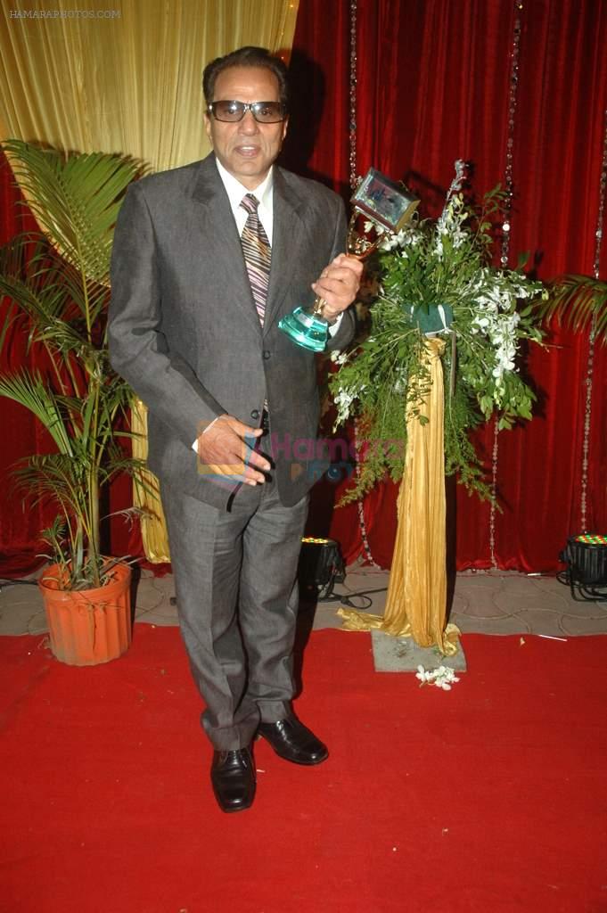 Dharmendra at ITA Awards on 25th Sept 2011