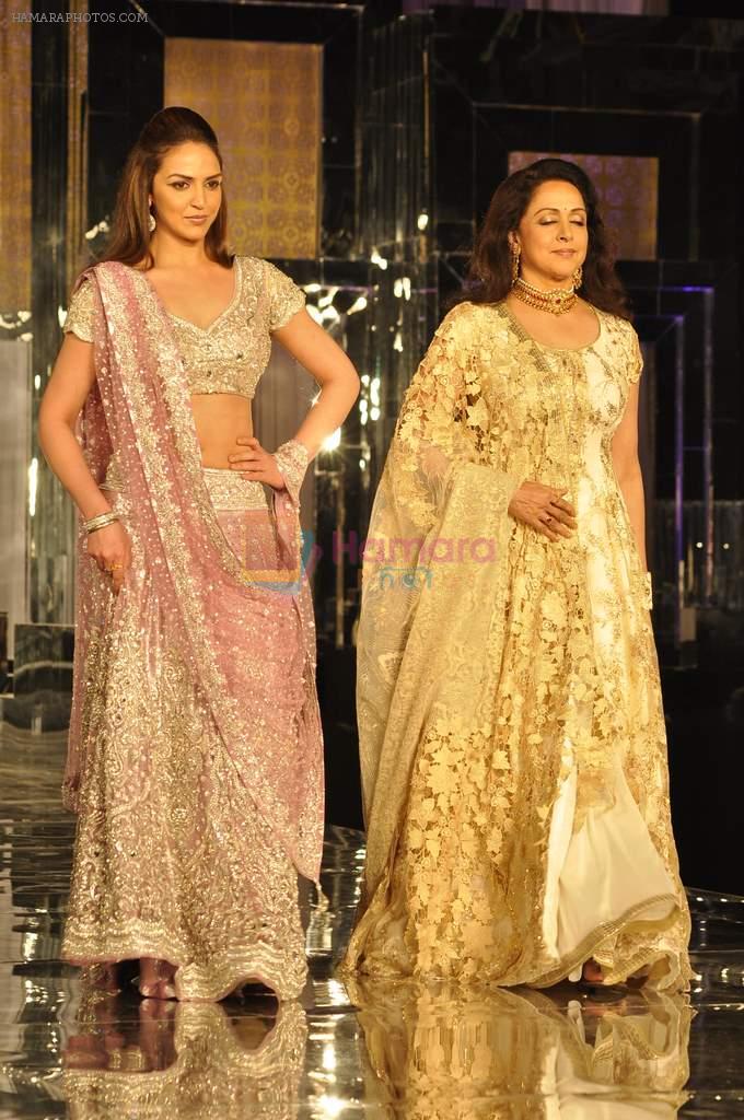Esha Deol, Hema Malini walk the ramp for Neeta Lulla Show at Amby Valley India Bridal Week day 4 on 26th Sept 2011