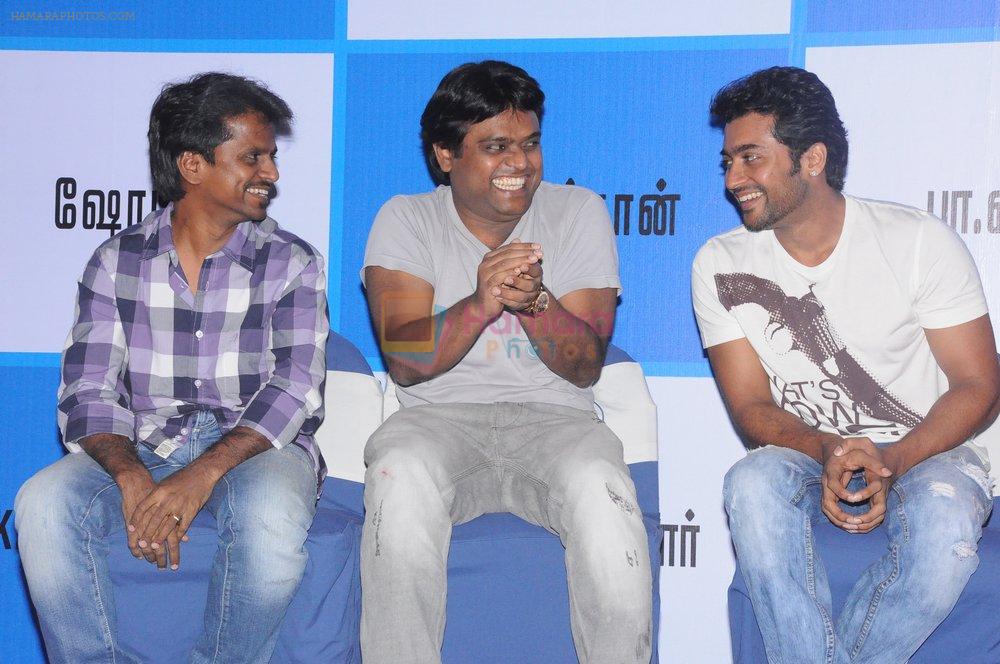 Suriya, AR Murugadoss attends 7aum Arivu Press Meet on 26th September 2011