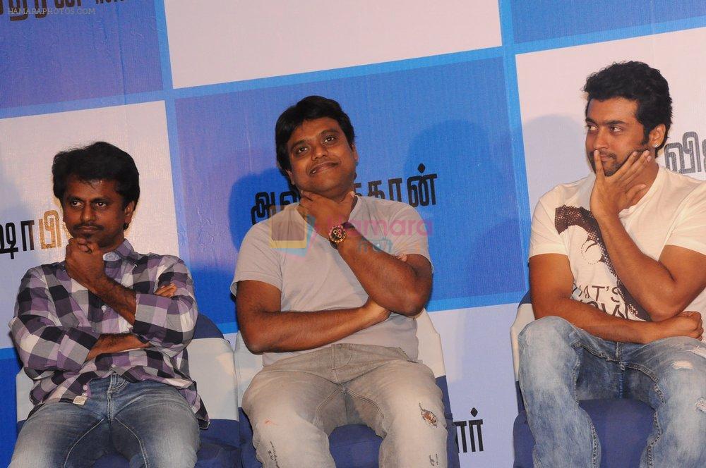 Suriya, AR Murugadoss attends 7aum Arivu Press Meet on 26th September 2011