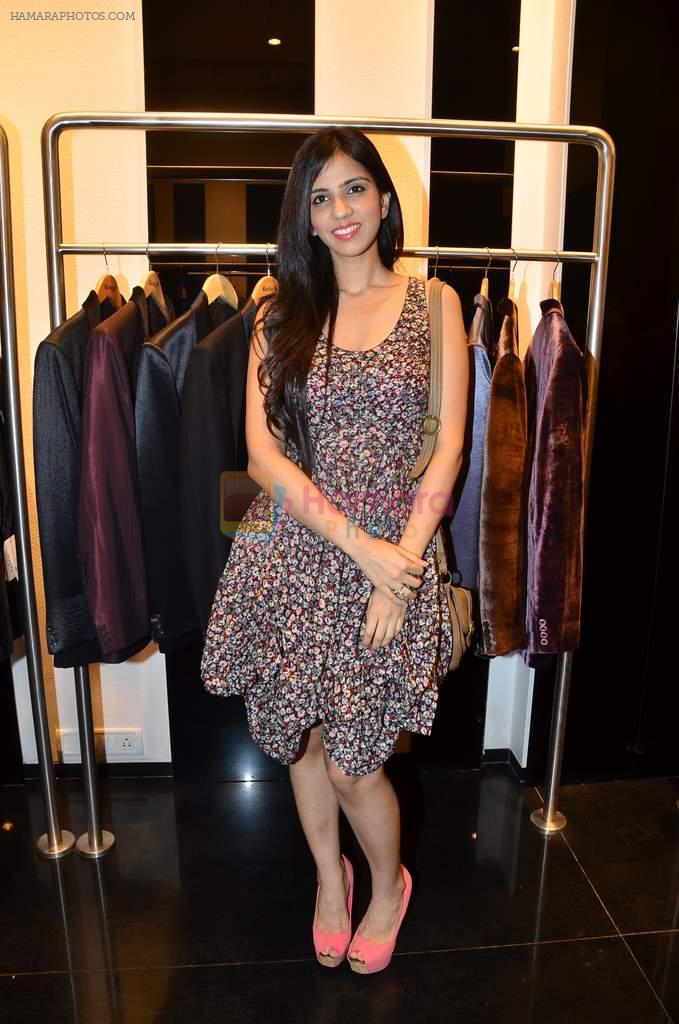 Nishka Lulla at Rocky S showcases Paris Hilton collection and Marie Claire cover launch in Bandra, Mumbai on 28th Sept 2011