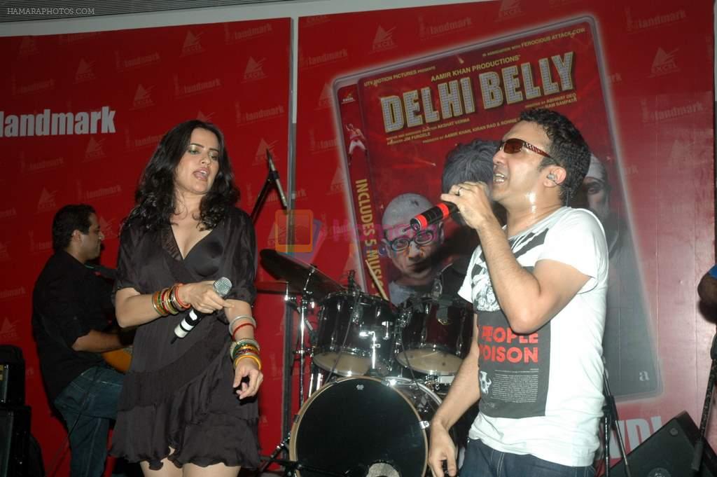 Sona Mohapatra at Delhi Belly DVD launch in Landmark, Mumbai on 29th Sept 2011