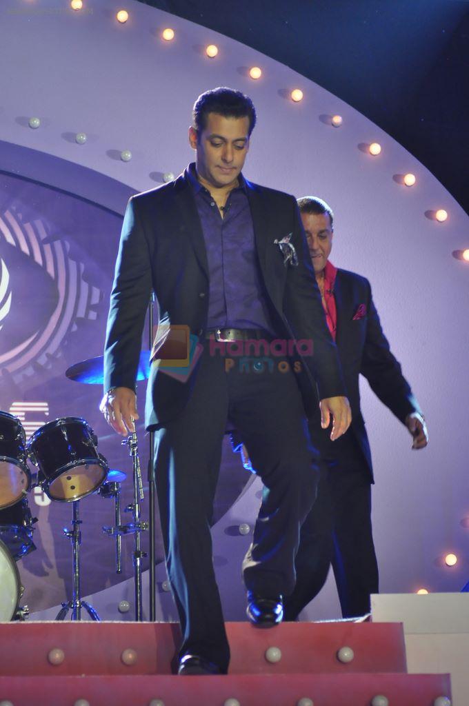 Salman Khan at Big Boss 5 Launch in Mehboob on 29th Sept 2011