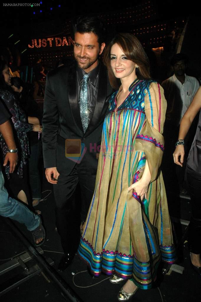 Hrithik Roshan, Suzanne Roshan at the Finale of Just Dance in Filmcity, Mumbai on 29th Sept 2011