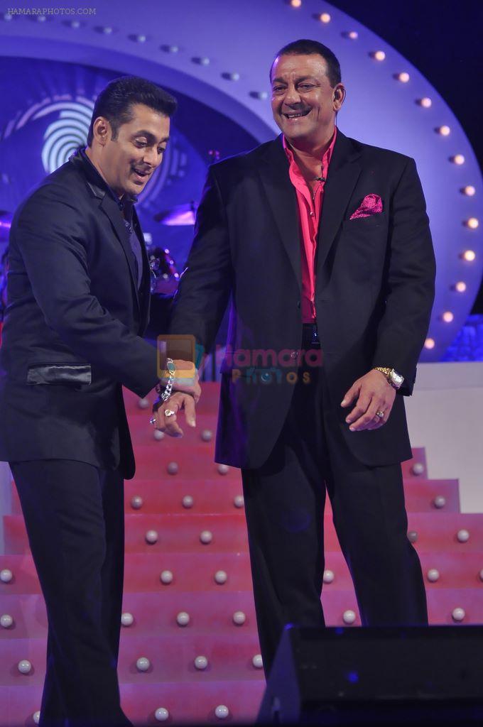 Salman Khan, Sanjay Dutt at Big Boss 5 Launch in Mehboob on 29th Sept 2011