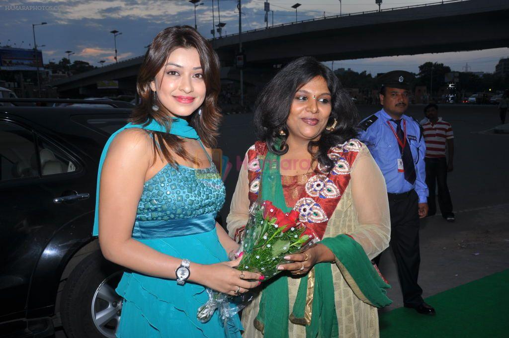 Payal Ghosh at Samsung Showroom on 1st October 2011