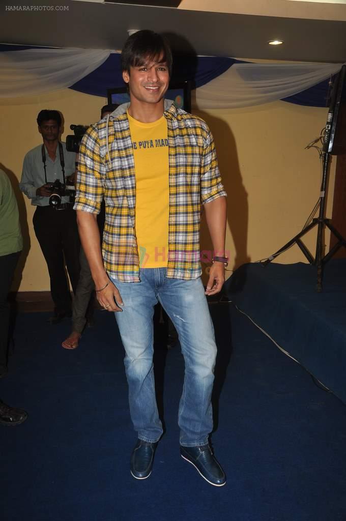 Vivek Oberoi at Country Club's new year's bash press meet in Andheri, Mumbai on 19th Oct 2011