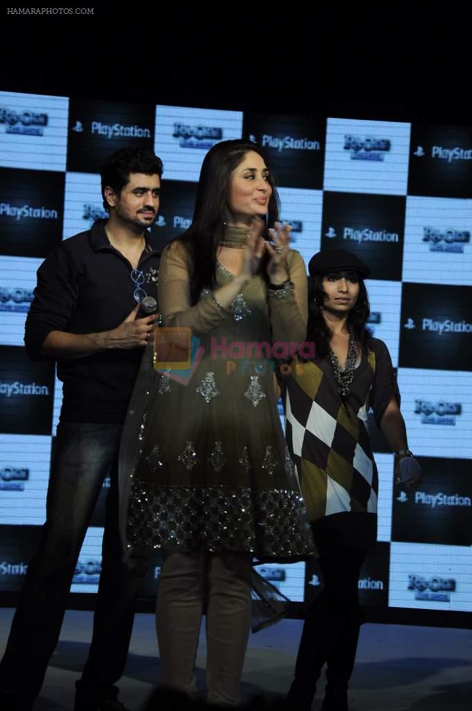 Kareena Kapoor at the press meet of Playstation in Inorbit Mall on 21st Oct 2011
