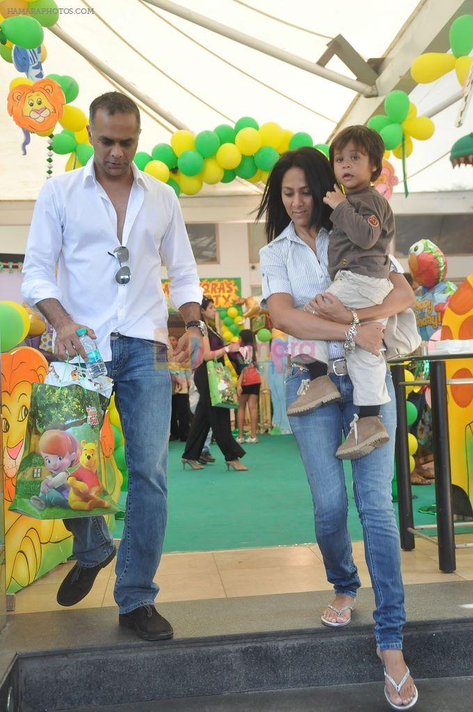at Sanjay Dutt and Manyata celebrates childrens birthday in Blue Sea, Mumbai on 21st Oct 2011