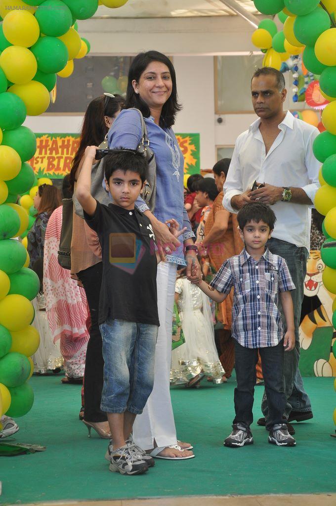 Priya Dutt at Sanjay Dutt and Manyata celebrates childrens birthday in Blue Sea, Mumbai on 21st Oct 2011