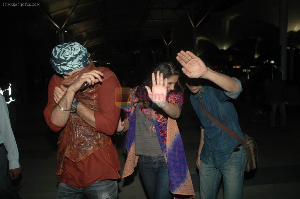 Ranbir Kapoor, Nargis Fakhri, Imtiaz Ali return from Rockstar tour in Domestic Airport, Mumbai on 23rd Oct 2011
