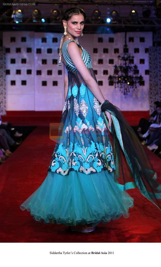 Model walk the ramp for Siddharth Tytler Show at Bridal Asia 2011 on 27th Sept 2011