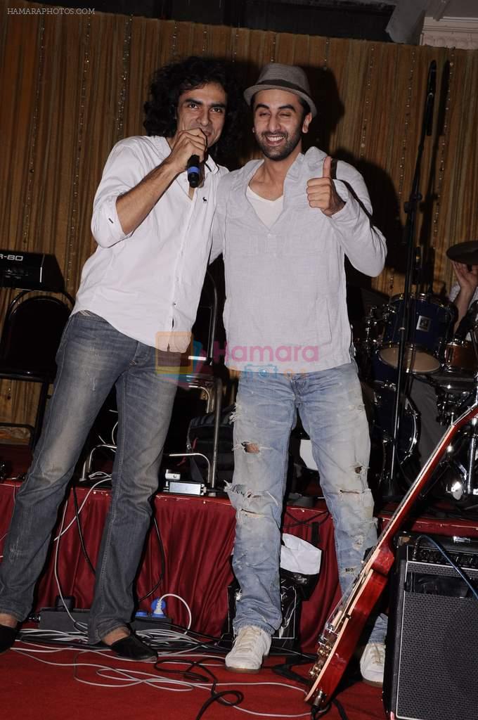 Ranbir Kapoor, Imtiaz Ali at Rockstars concert press meet in Santacruz, Mumbai on 29th Oct 2011