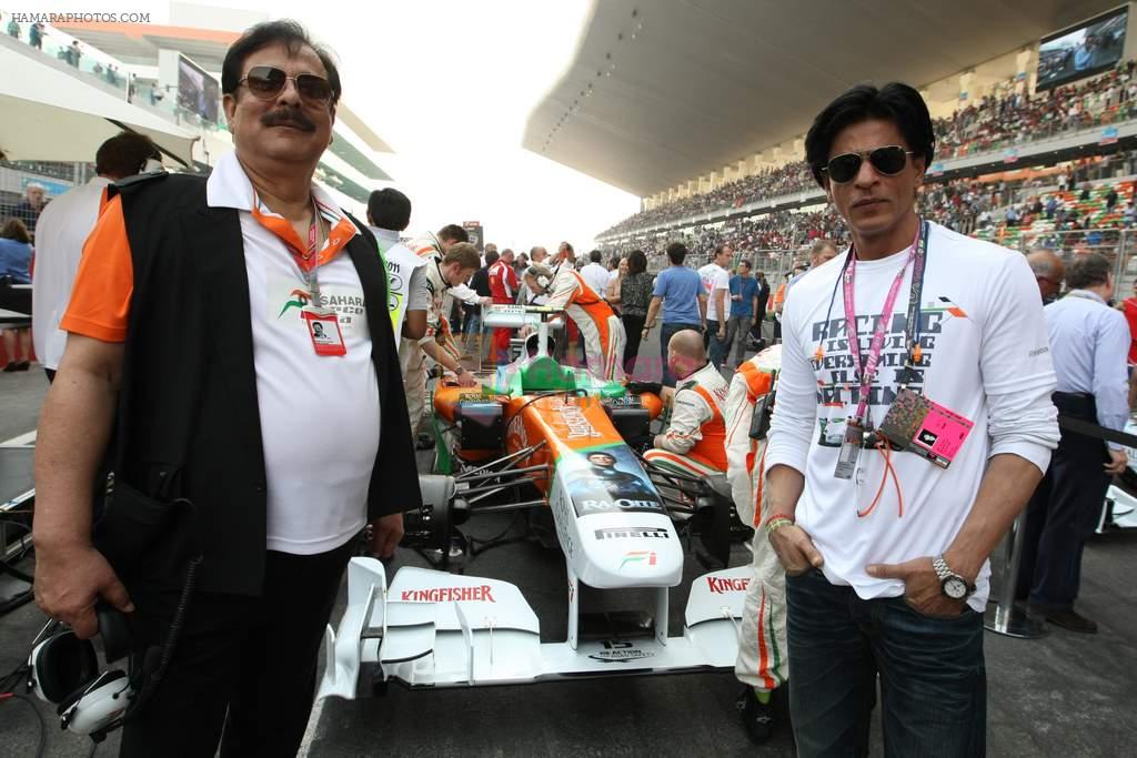 Shahrukh Khan at F1 India in Mumbai on 30th Oct 2011