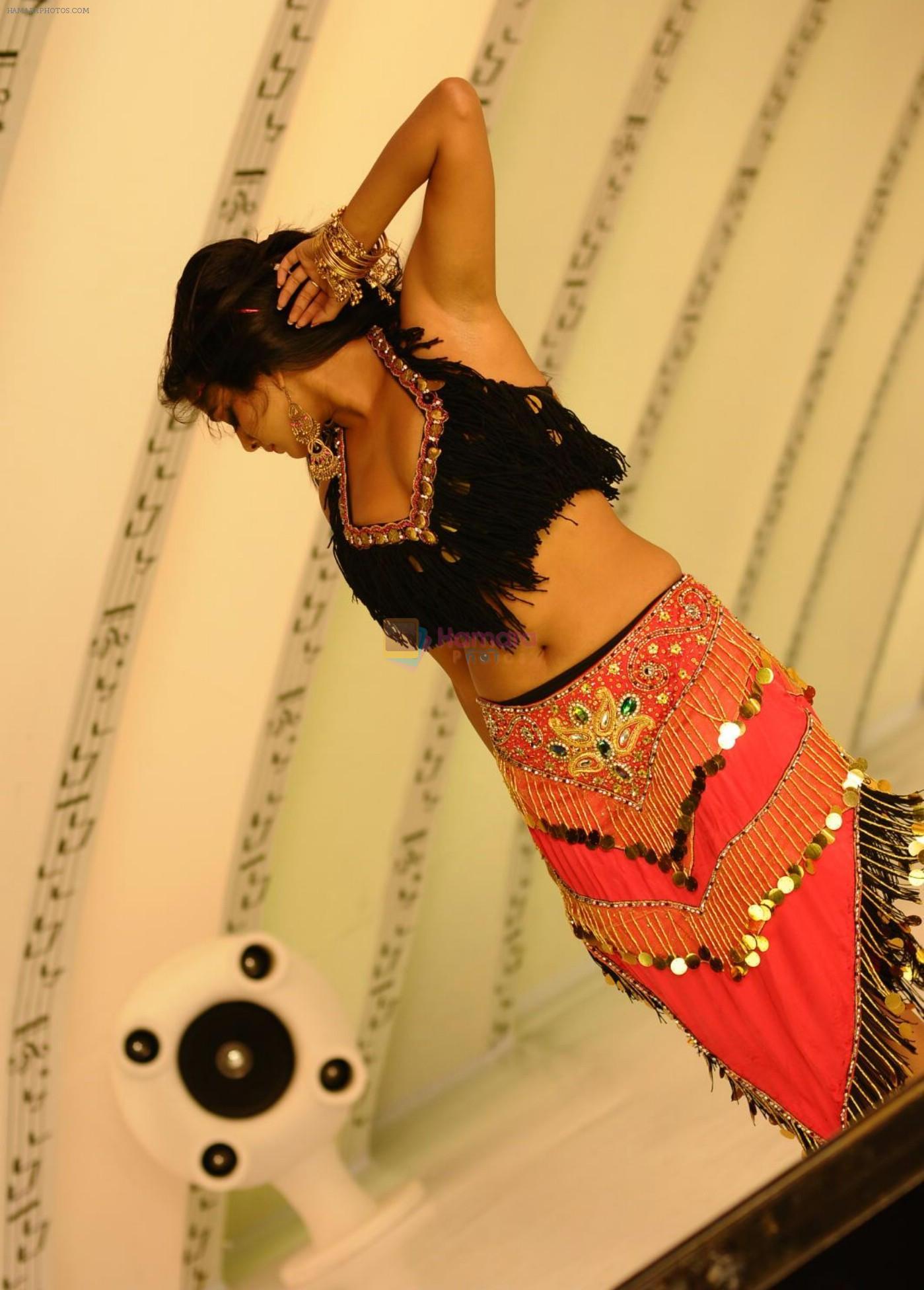 Priyamani in a song shoot