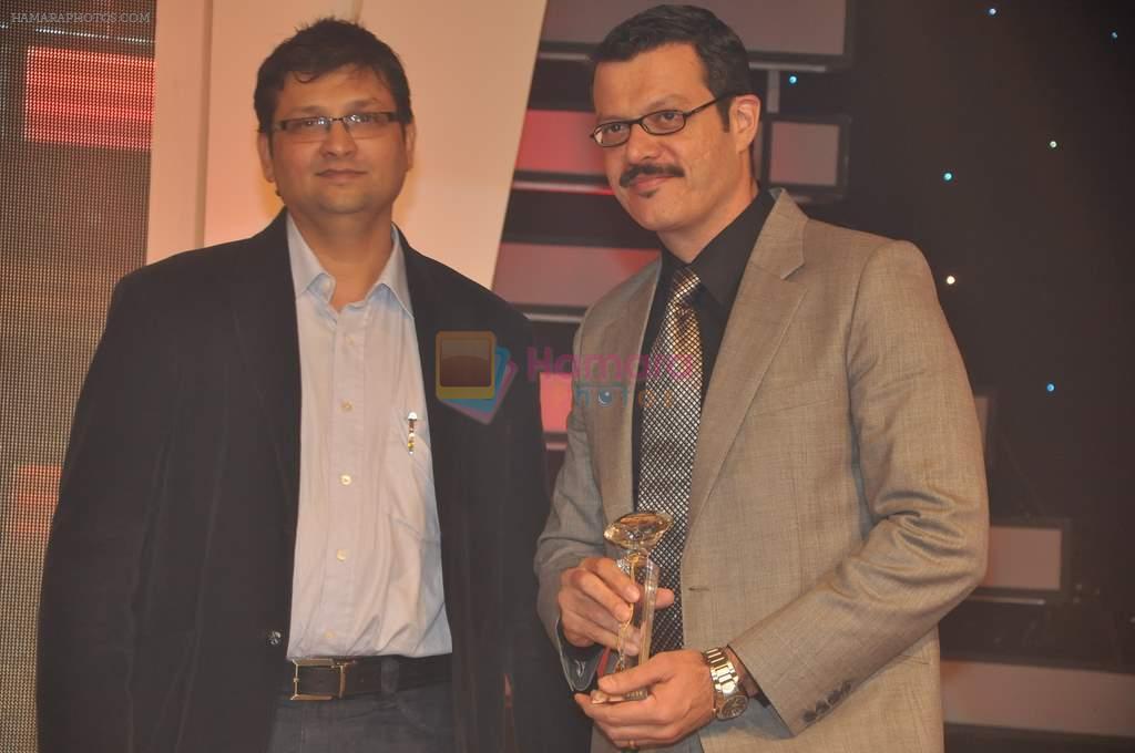 at Economic Times ACE Awards in Taj Land's End on 3rd Nov 2011