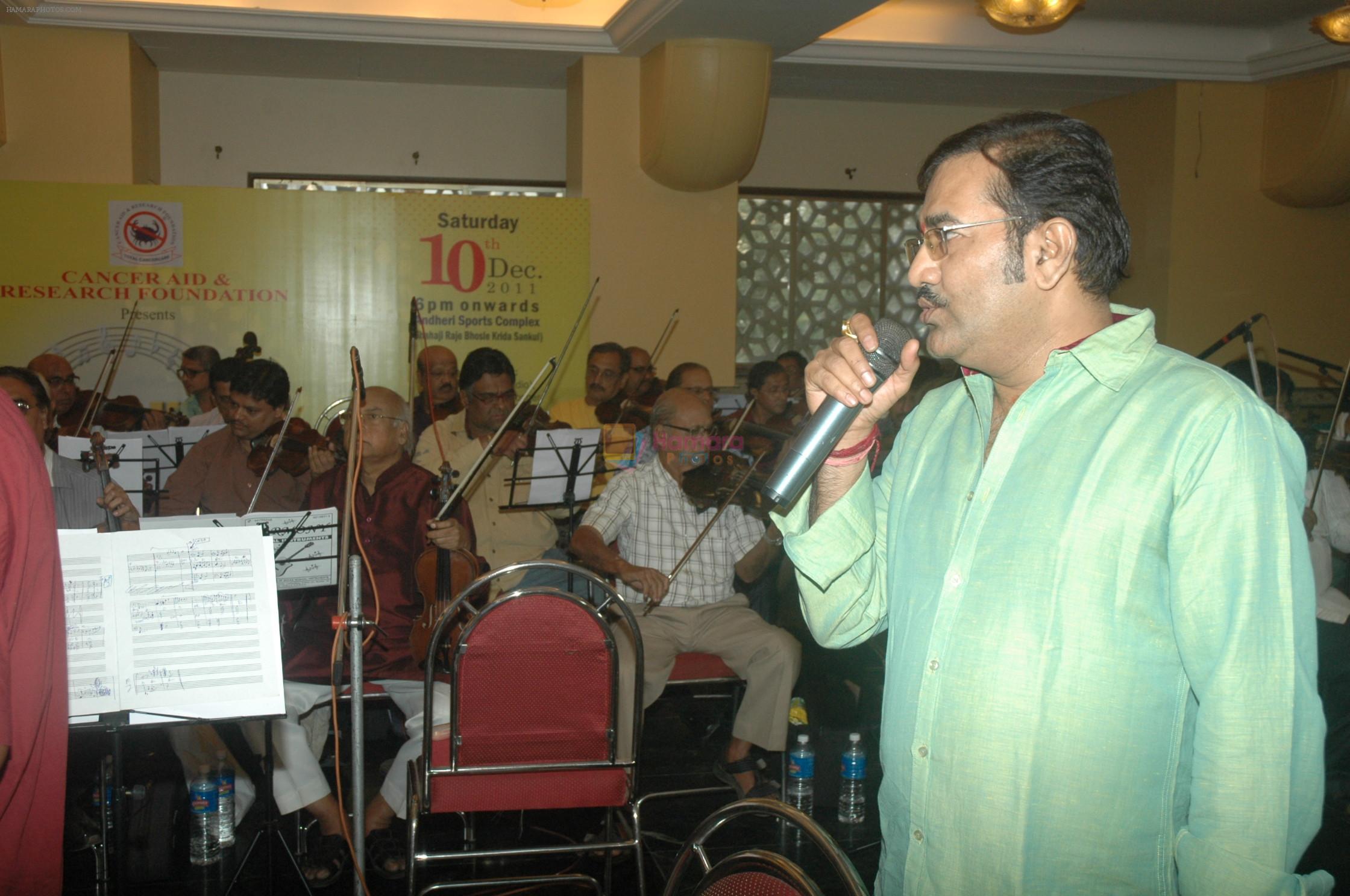 Sudesh Bhosle at the rehearsals for the Cancer Aid & Research Foundation's Music Heals 2011 with 100 live musicians under the Music Batonship of Jayanti Gosher & Kishore Sharma on 9th Nov 2011