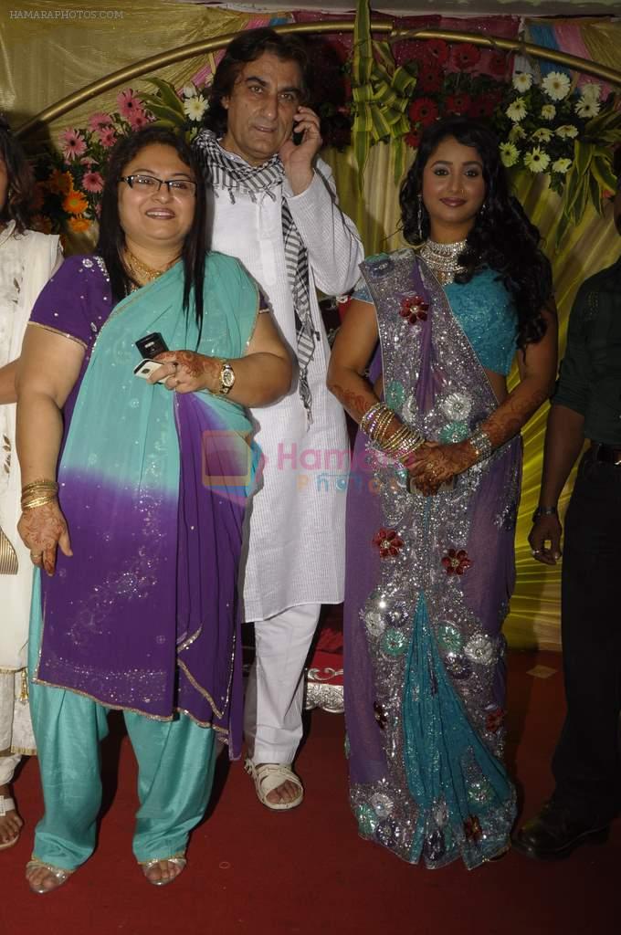 Rani Chatterjee at Bhojpuri actress Rani Chatterjee's sister's wedding in Mira Road on 11th Nov 2011