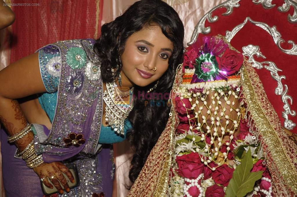 Rani Chatterjee at Bhojpuri actress Rani Chatterjee's sister's wedding in Mira Road on 11th Nov 2011