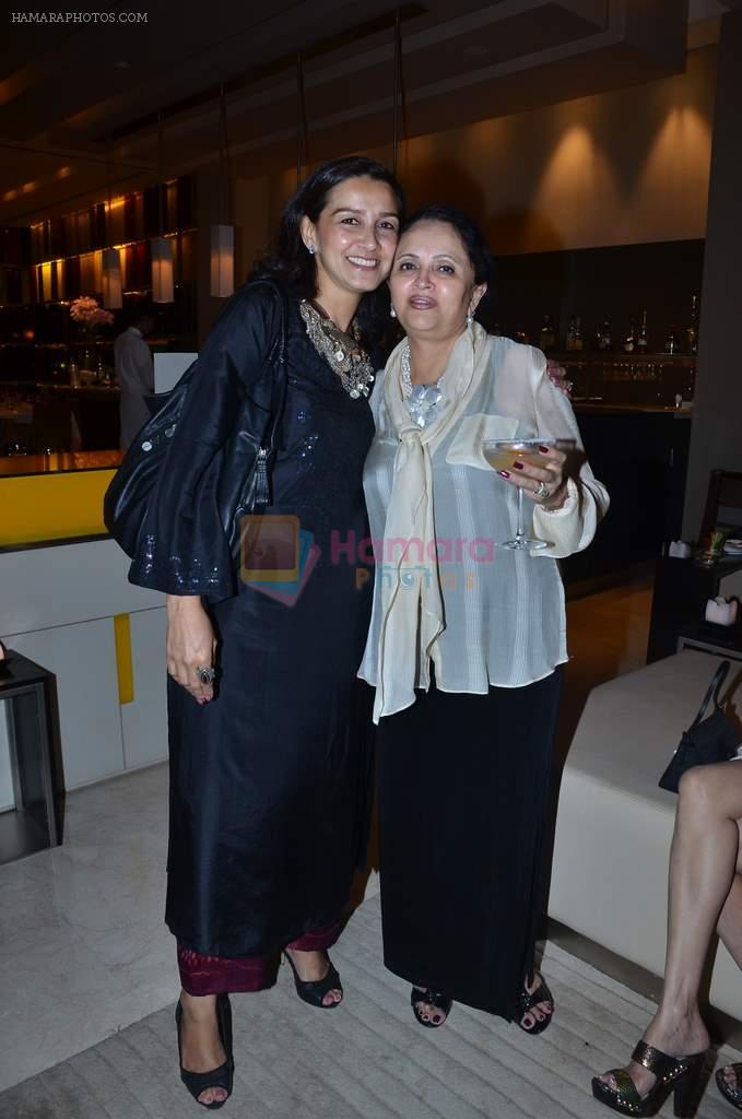 kahini and kalpana shah at Jewellery Designer Poonam Soni's classy birthday bash in Trident, Mumbai on 12th Nov 2011