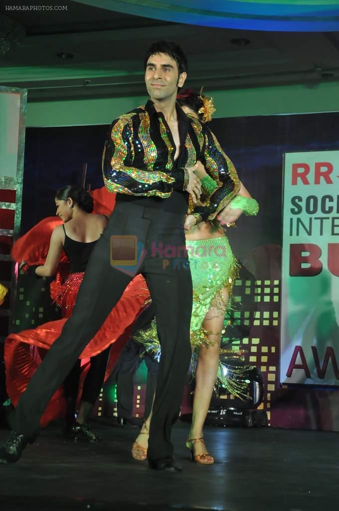 Sandip Soparkar, Jesse Randhawa at Society Interior Awards in Taj Land's End on 12th Nov 2011