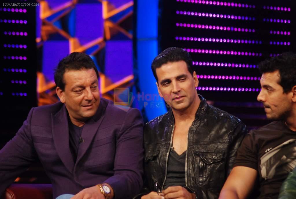 Sanjay Dutt, Akshay Kumar, John Abraham on the sets of Big Boss 5 on 18th Nov 2011