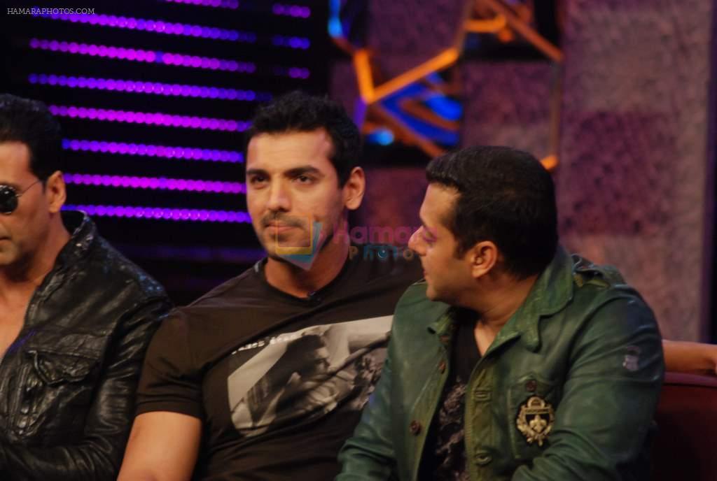 John Abraham, Salman Khan on the sets of Big Boss 5 on 18th Nov 2011