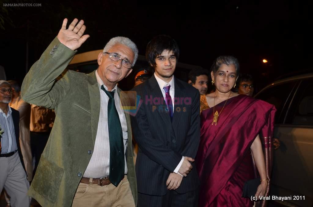 nasser with son and ratna pathak at Boman Irani's son wedding reception on 20th Nov 2011