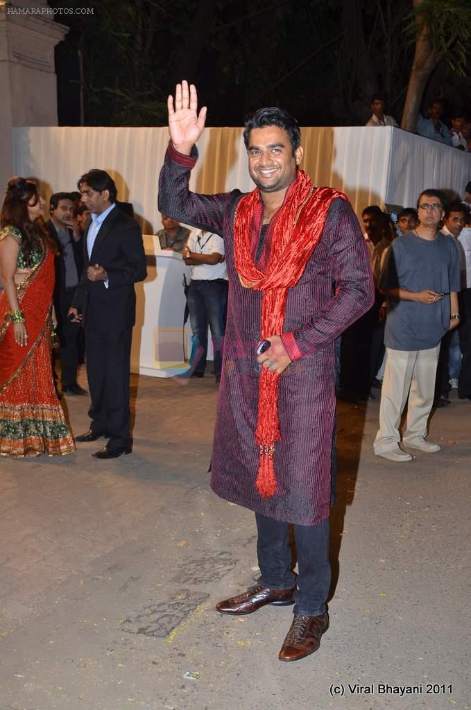 madhavan at Boman Irani's son wedding reception on 20th Nov 2011