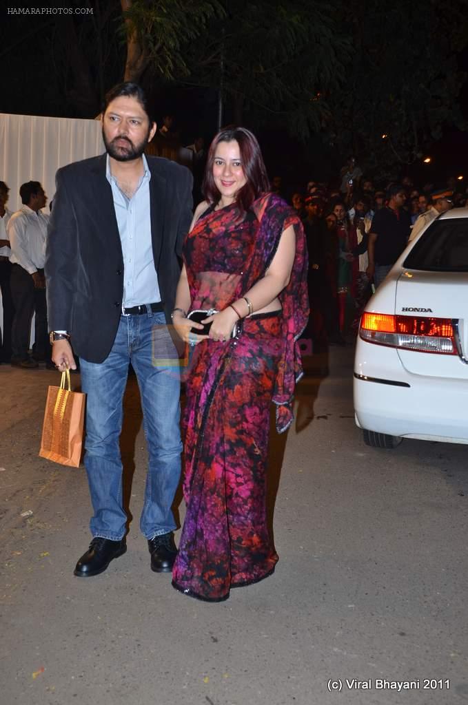 shristhi behl with husband at Boman Irani's son wedding reception on 20th Nov 2011