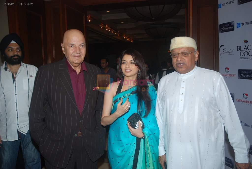 Bhagyashree, Kiran Shantaram, Prem Chopra at I_m Mortal event in J W Marriott on 26th  Nov 2011